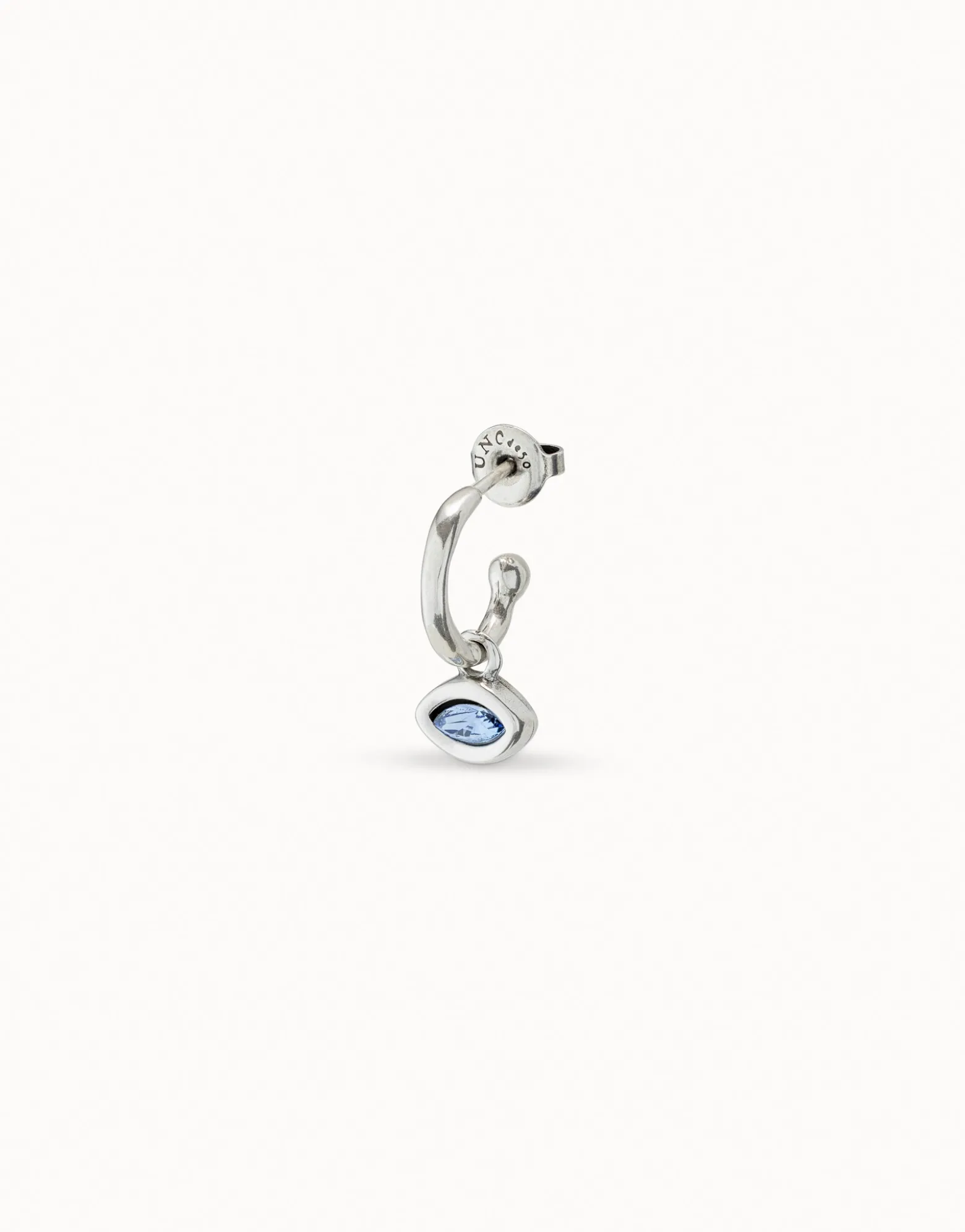 Charm de piercing bañado en plata de ley de ojo y un cristal