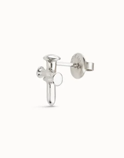 Piercing bañado en plata de ley con forma cruz