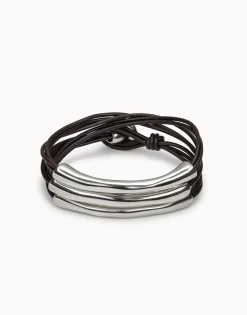 Pulsera de tres vueltas de cuero marrón y detalles bañados en plata de ley