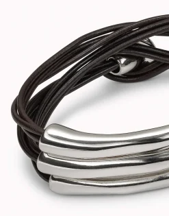 Pulsera de tres vueltas de cuero marrón y detalles bañados en plata de ley