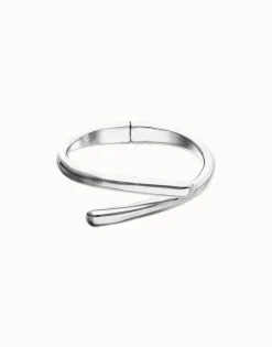 Pulsera rígida bañada en plata de ley con formas orgánicas entrelazadas