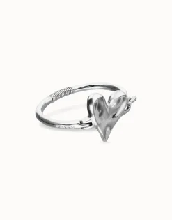 Pulsera semirrígida bañada en plata de ley con detalle de corazón